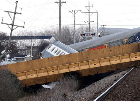 Senate panel OKs rail-safety bill; railroad vows to help homeowners affected by Ohio derailment